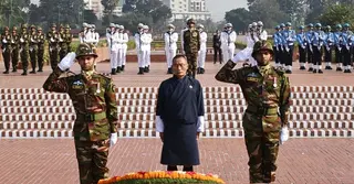 জাতীয় স্মৃতিসৌধে শ্রদ্ধা নিবেদন করলেন ভুটানের প্রধানমন্ত্রী